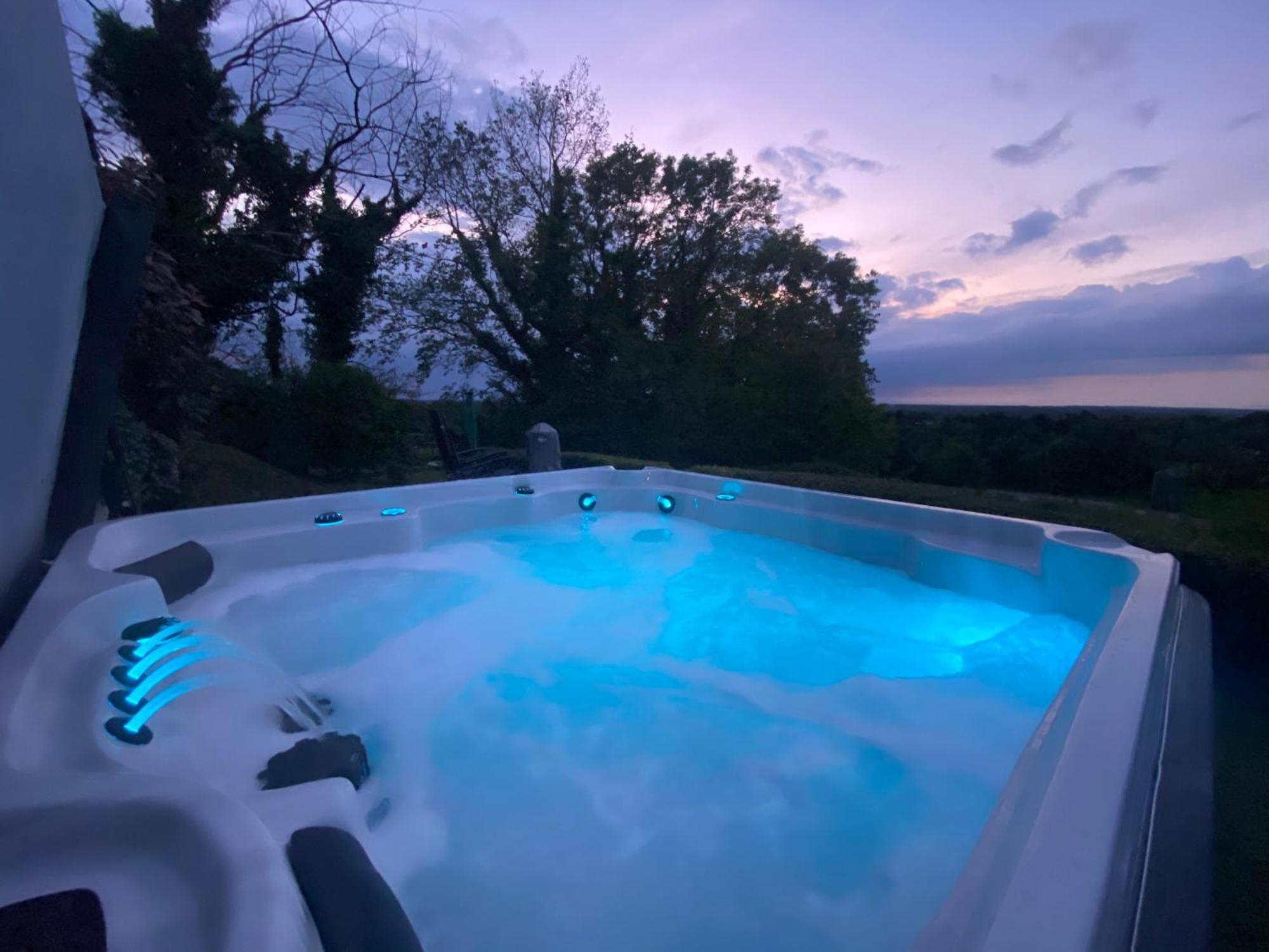 Carrick Beg Self Catering Holiday Accommodation With Hot Tub Sulby  Exteriör bild