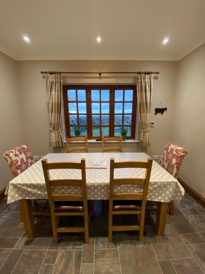 Carrick Beg Self Catering Holiday Accommodation With Hot Tub Sulby  Exteriör bild